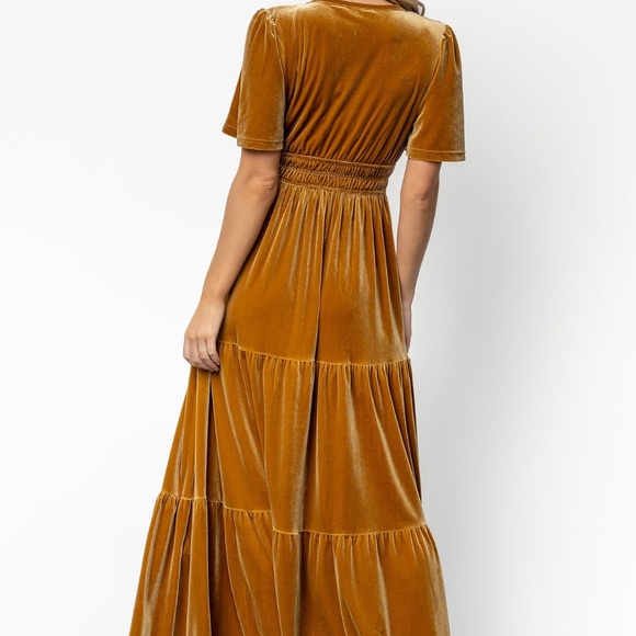 Baltic Born Artemis Velvet Maxi Dress | Dark Gold Size M - Picture 4 of 5